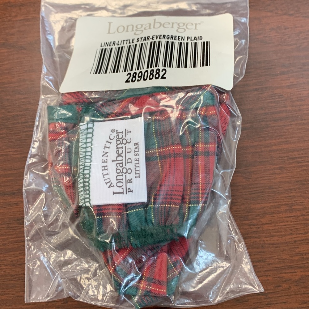 Longaberger Liner for The Little Star Basket. I'm Evergreen Plaid.